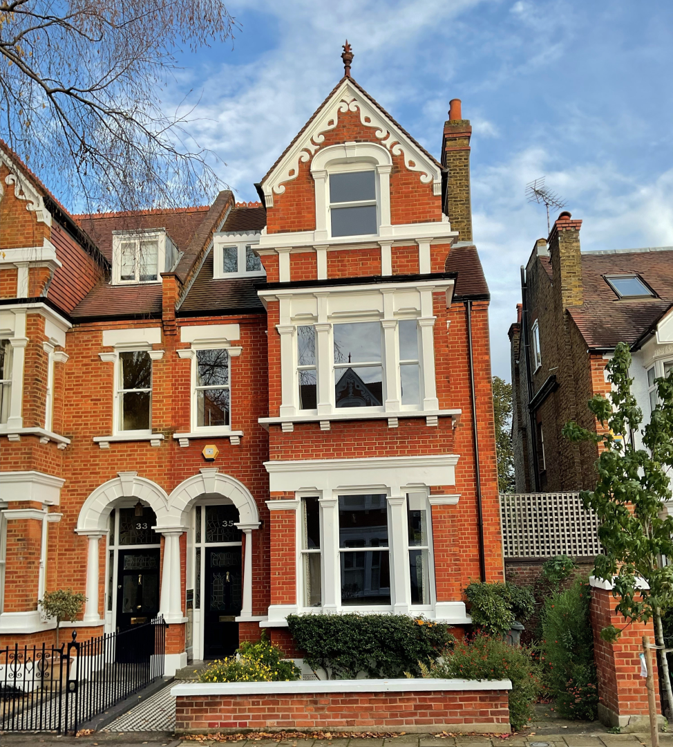 chalk white upvc sash windows